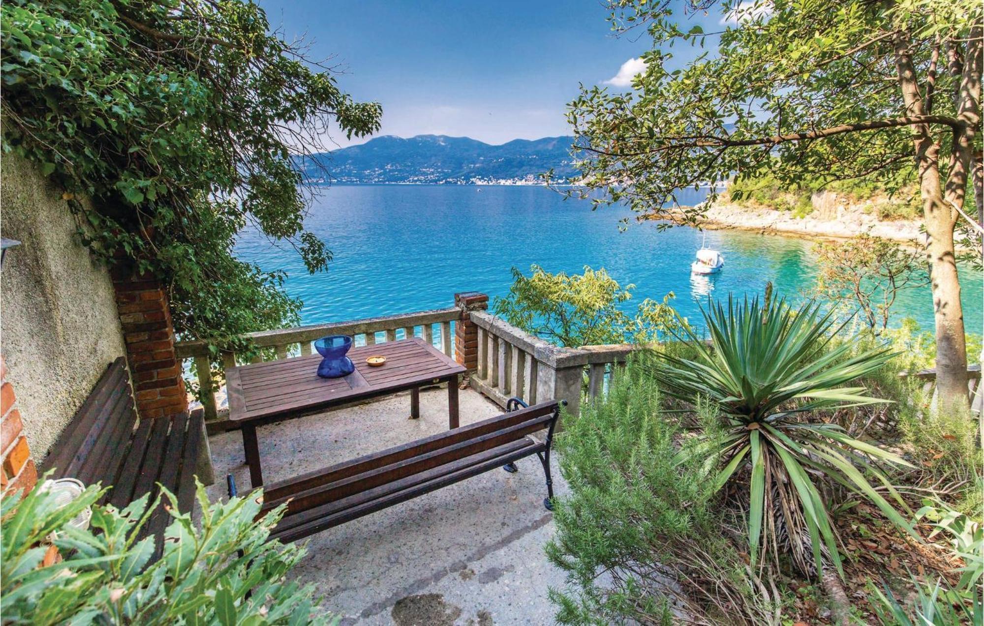 Lovely Apartment In Rijeka With House Sea View Eksteriør billede