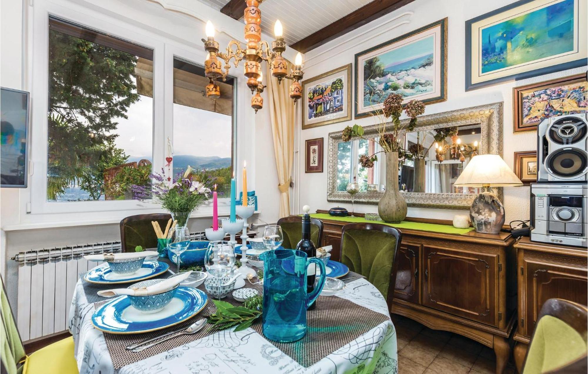 Lovely Apartment In Rijeka With House Sea View Eksteriør billede