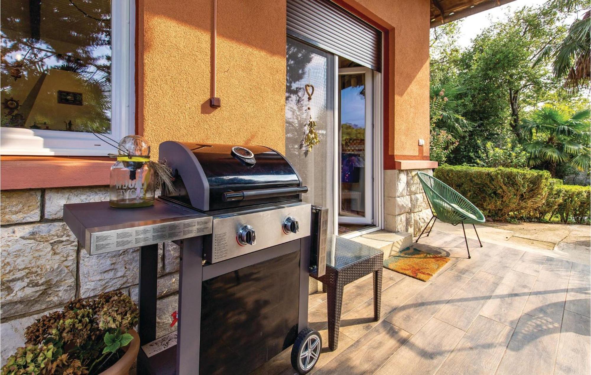 Lovely Apartment In Rijeka With House Sea View Eksteriør billede