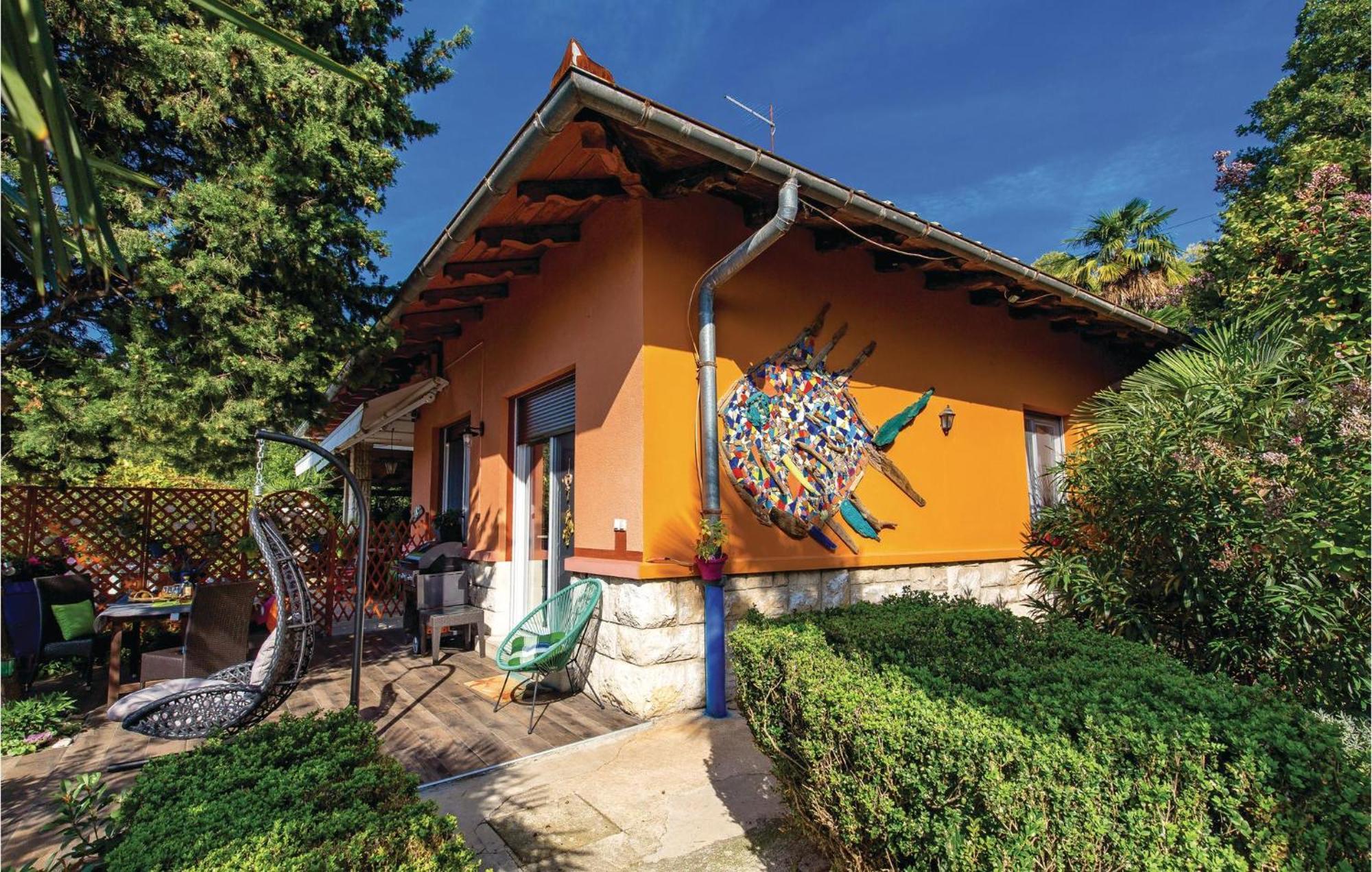 Lovely Apartment In Rijeka With House Sea View Eksteriør billede
