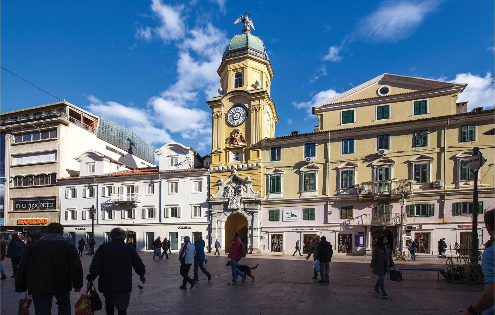 Lovely Apartment In Rijeka With House Sea View Eksteriør billede