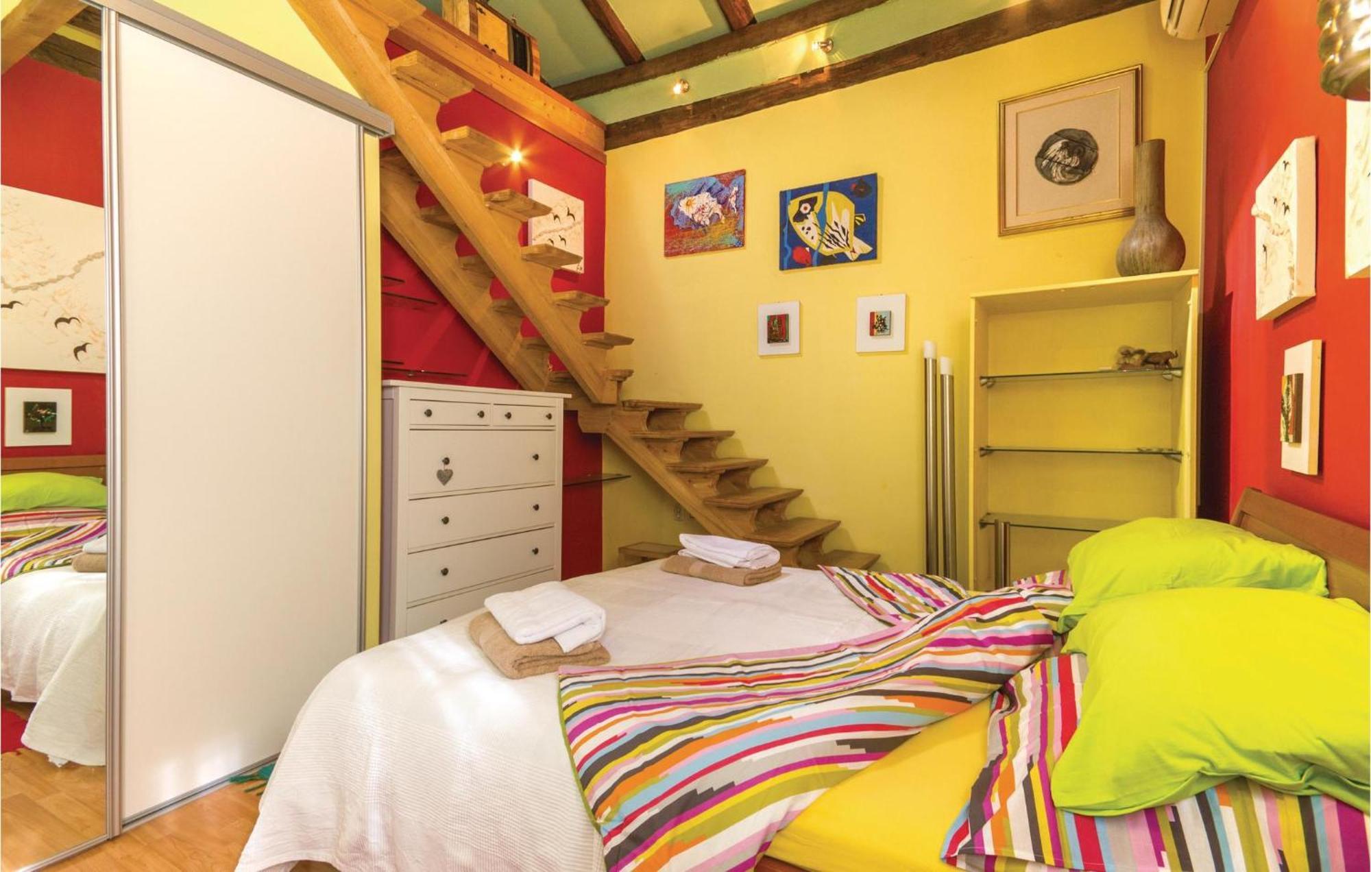 Lovely Apartment In Rijeka With House Sea View Eksteriør billede